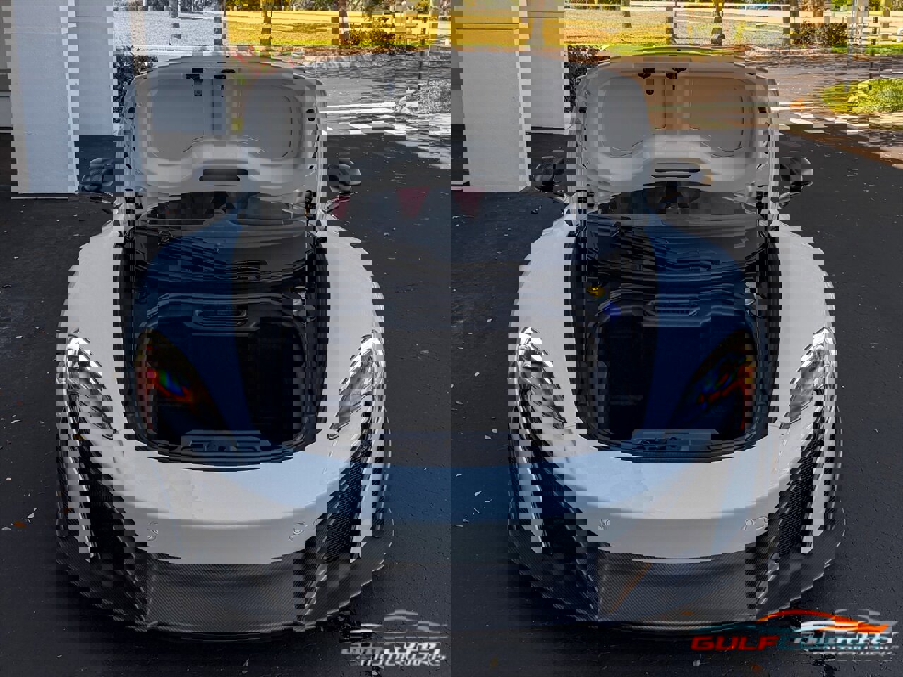 Used 2016 McLaren 675LT photo 39