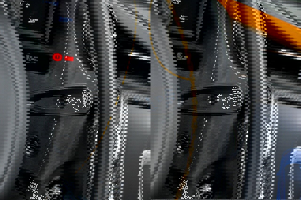 Used 2023 McLaren 720S Spider photo 33