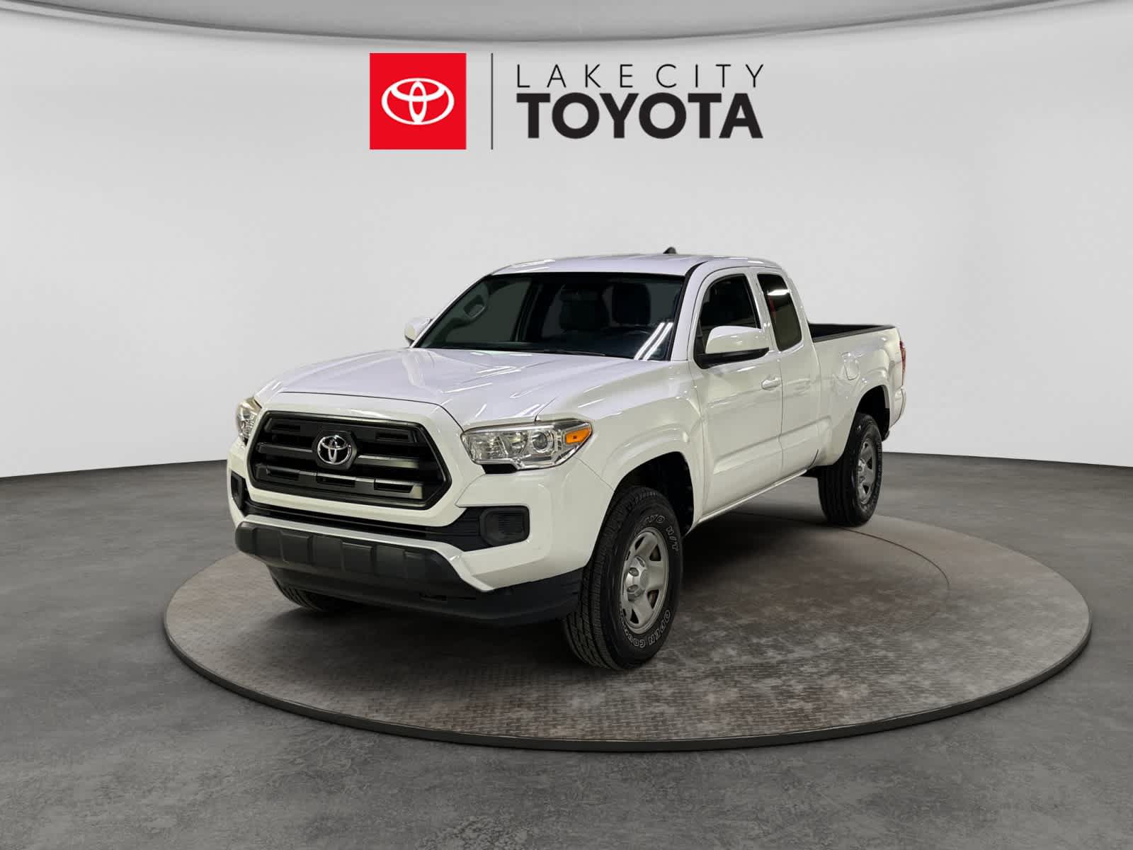Used 2017 Toyota Tacoma SR w/ SR Convenience Package