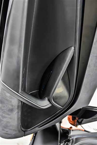 Used 2018 McLaren 720S Performance photo 19