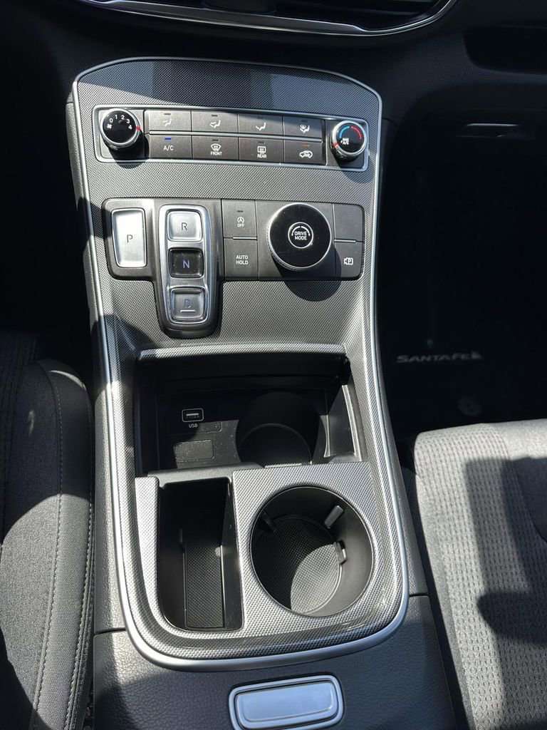 2023 Hyundai Santa Fe SE