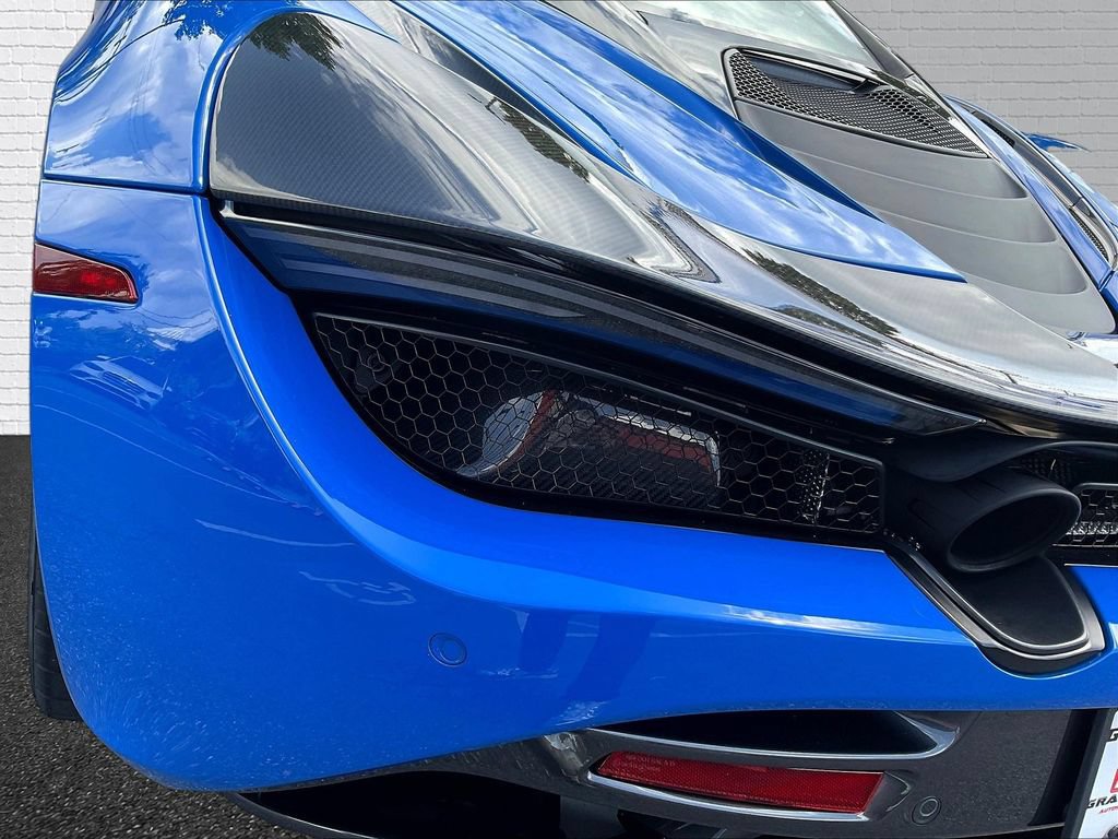Used 2020 McLaren 720S Performance photo 14