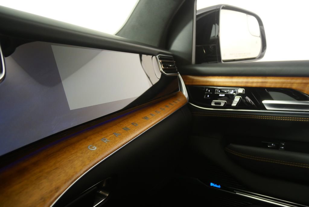 2024 Jeep Grand Wagoneer Series III