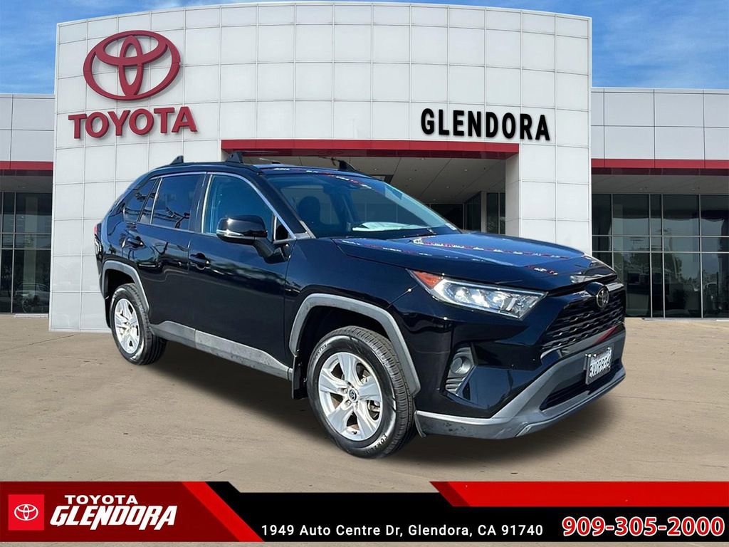 Used 2021 Toyota RAV4 XLE w/ Carpet Mat Package (TMS)