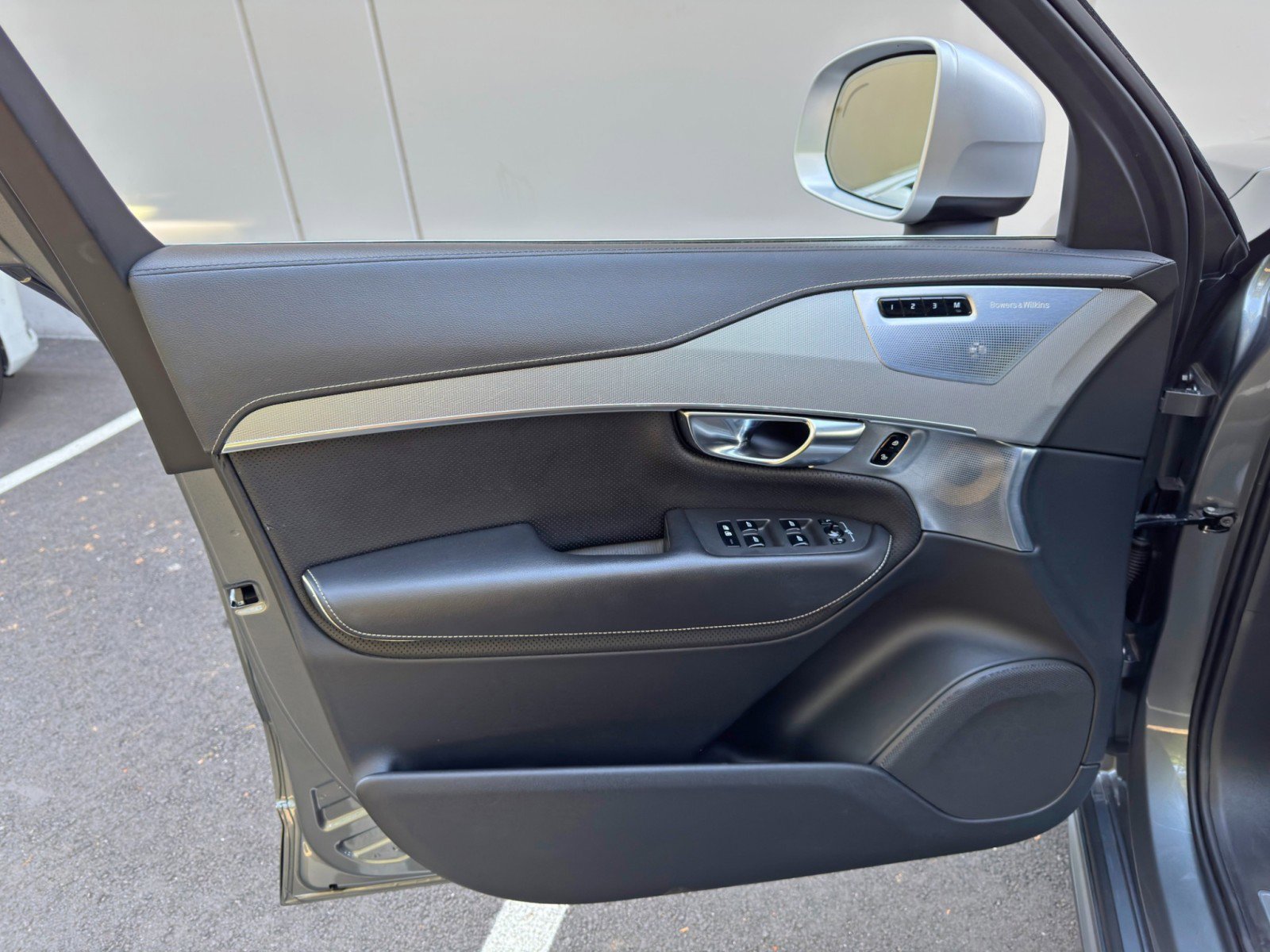 2019 Volvo Xc90 T6 R-Design