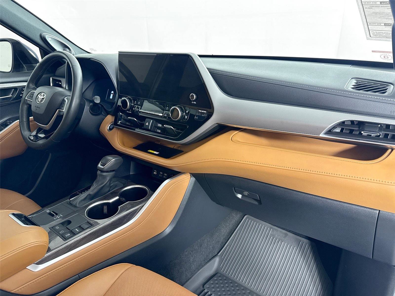 2024 Toyota Highlander Platinum