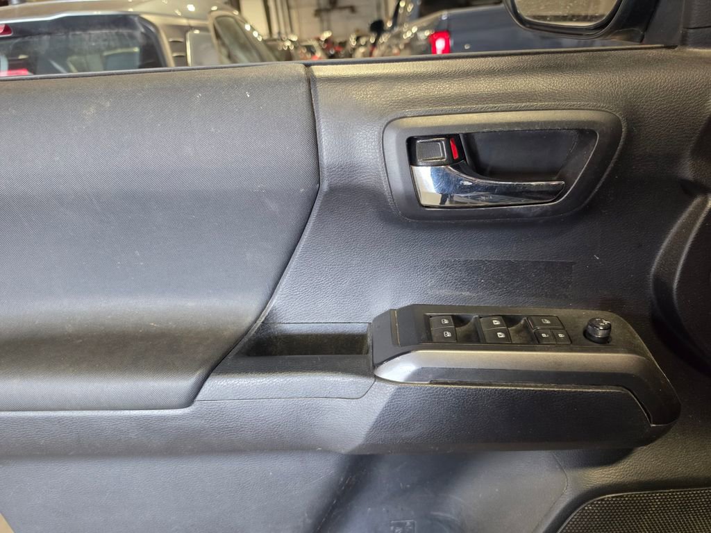 2020 Toyota Tacoma TRD Off-Road