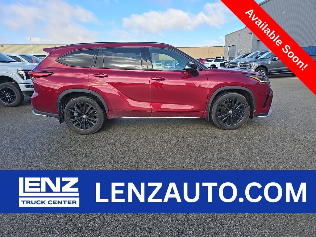 Used 2023 Toyota Highlander L