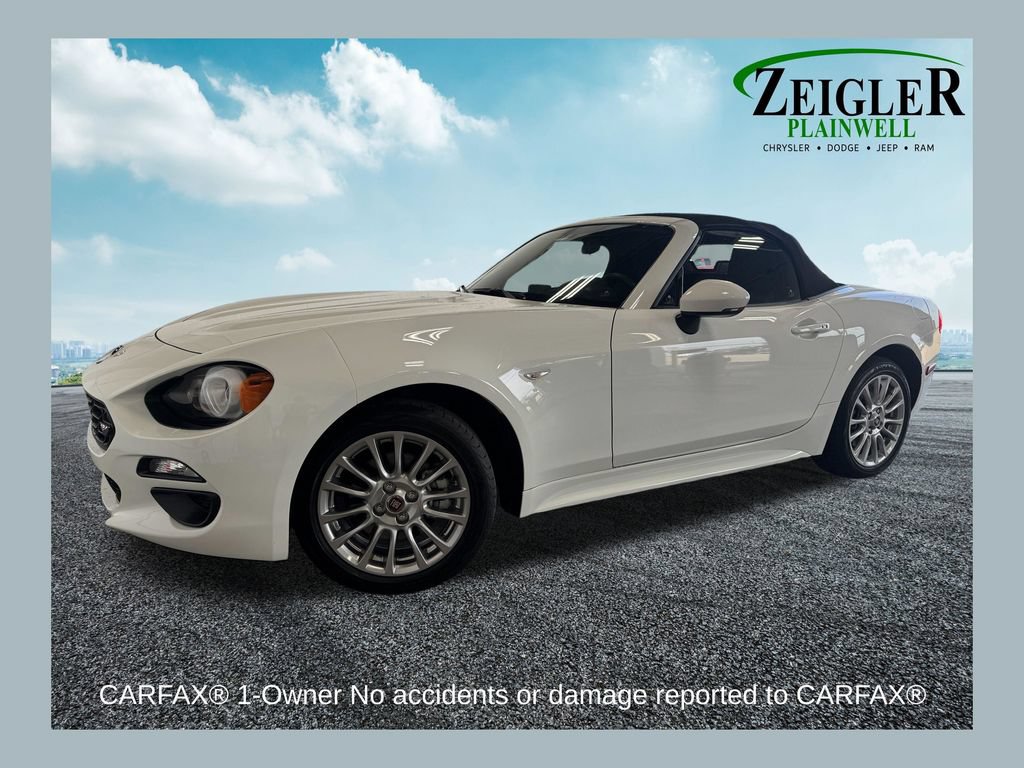 Used 2020 FIAT 124 Spider Classica w/ Technology Group
