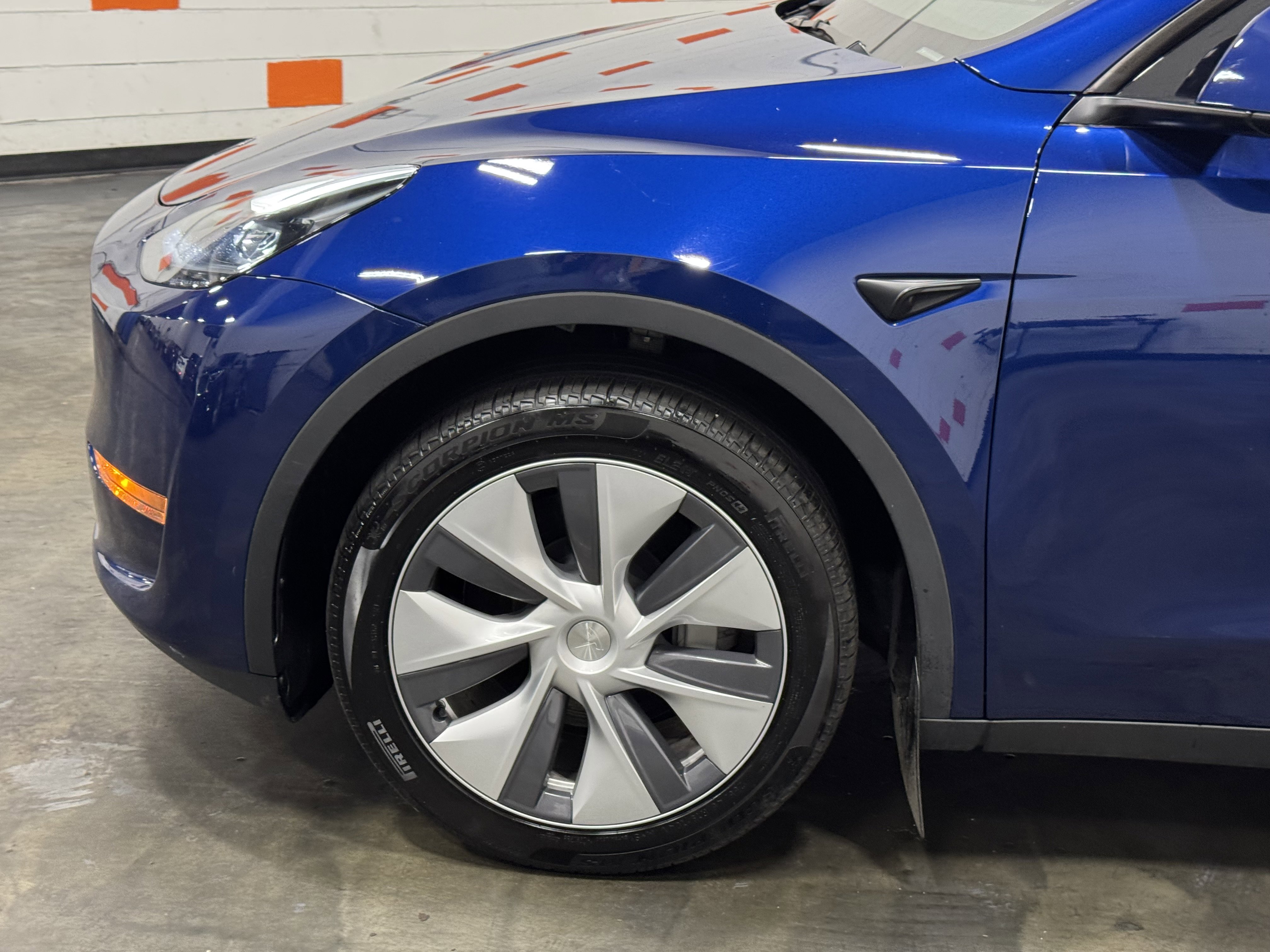 2024 Tesla Model Y Long Range