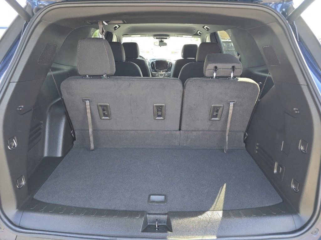 2023 Chevrolet Traverse LT