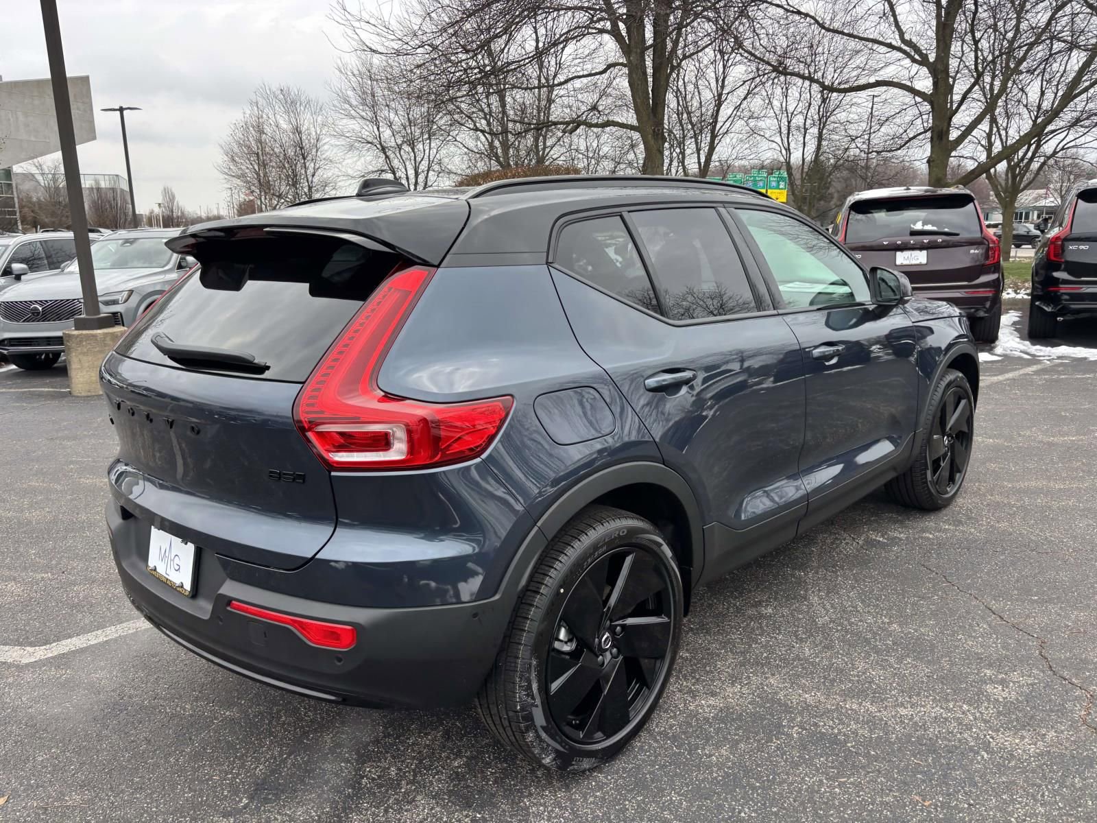 2026 Volvo Xc40 B5 Ultra