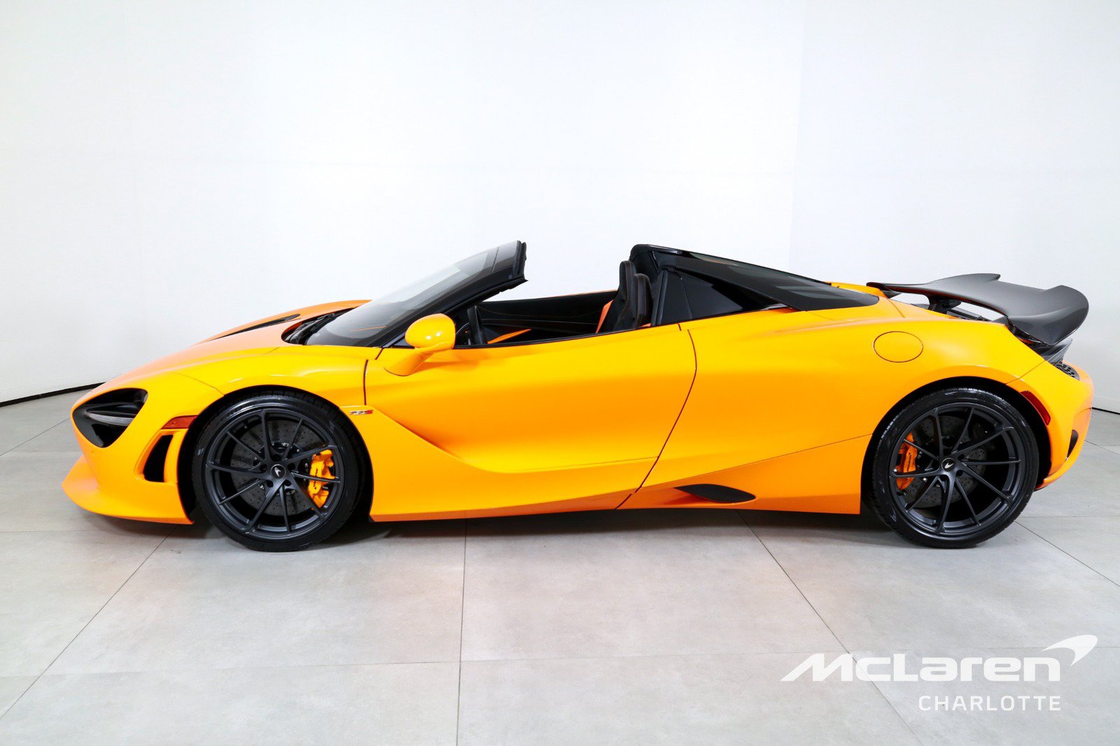 Used 2026 McLaren 750S Spider photo 7