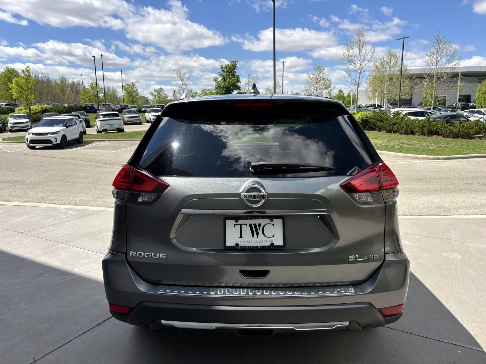 2017 Nissan Rogue SL