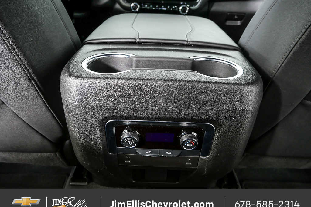 2025 Chevrolet Suburban LT