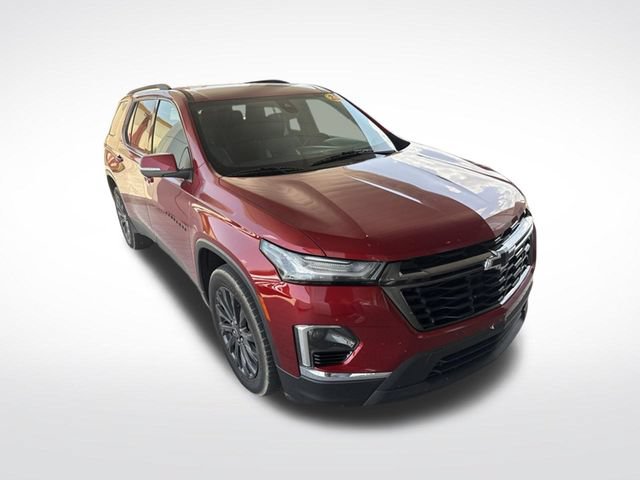 Used 2023 Chevrolet Traverse RS