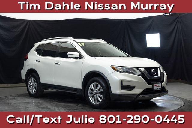 Used 2017 Nissan Rogue SV