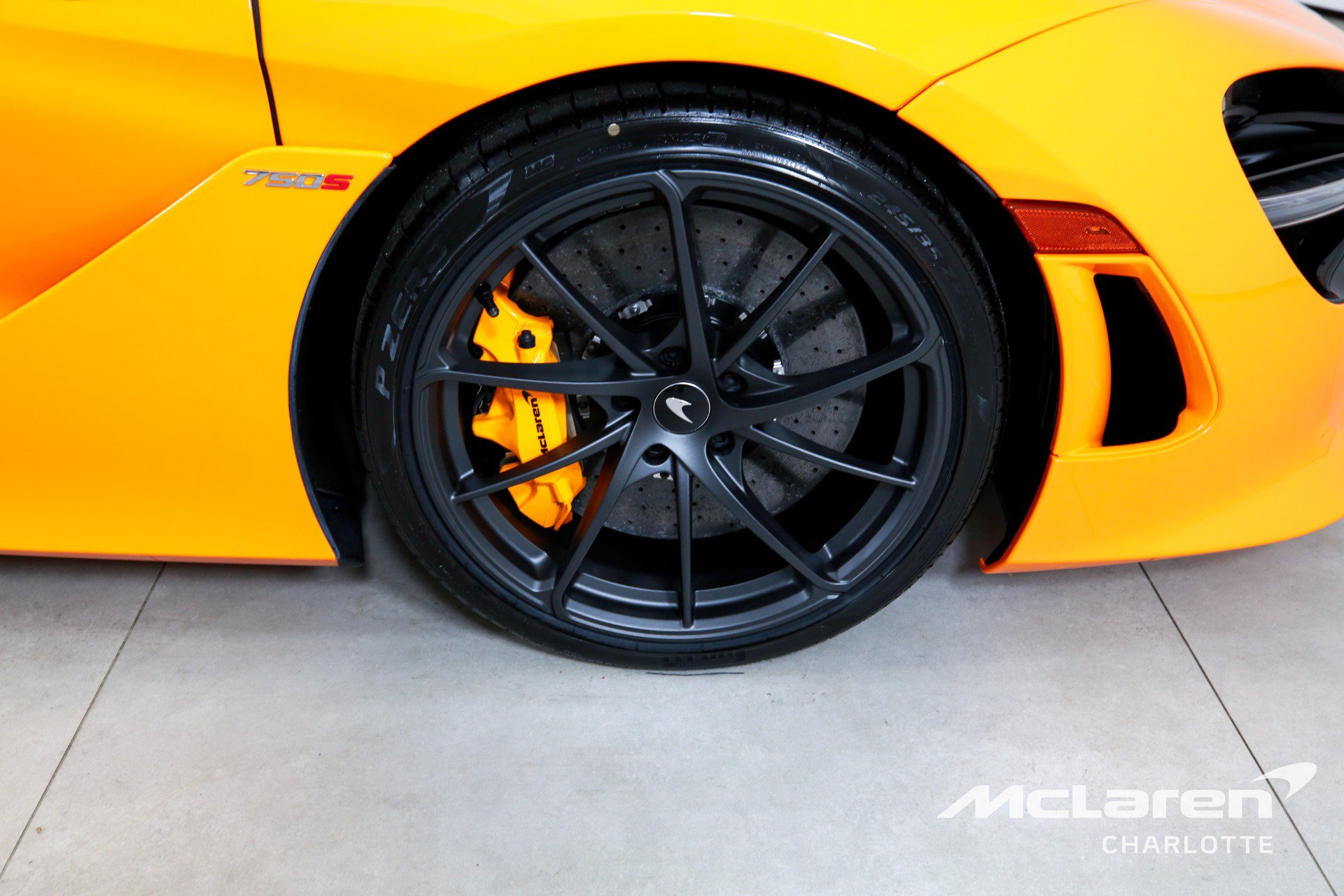 Used 2026 McLaren 750S Spider photo 25