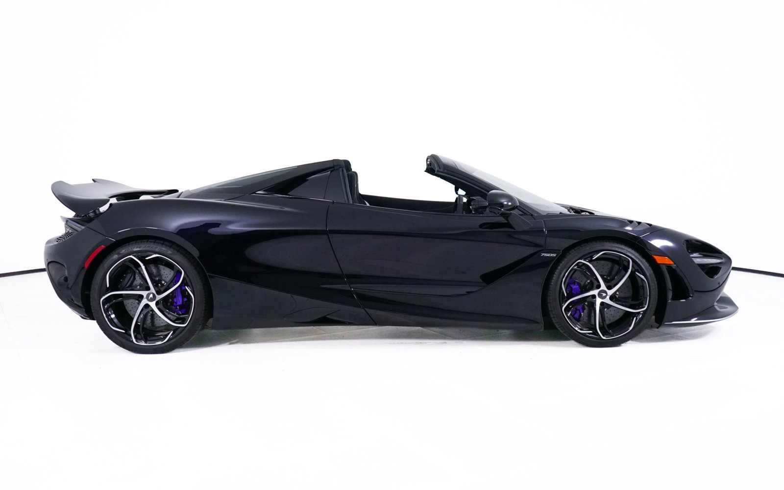 Used 2024 McLaren 750S Spider photo 9