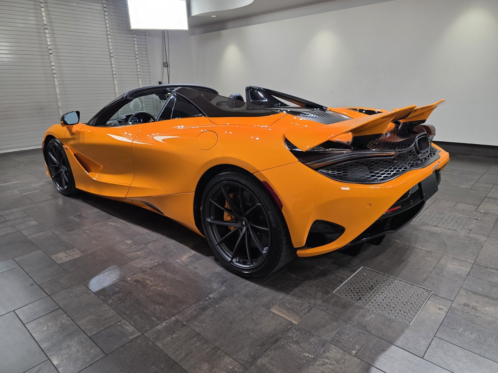 New 2027 McLaren 750S Spider 4