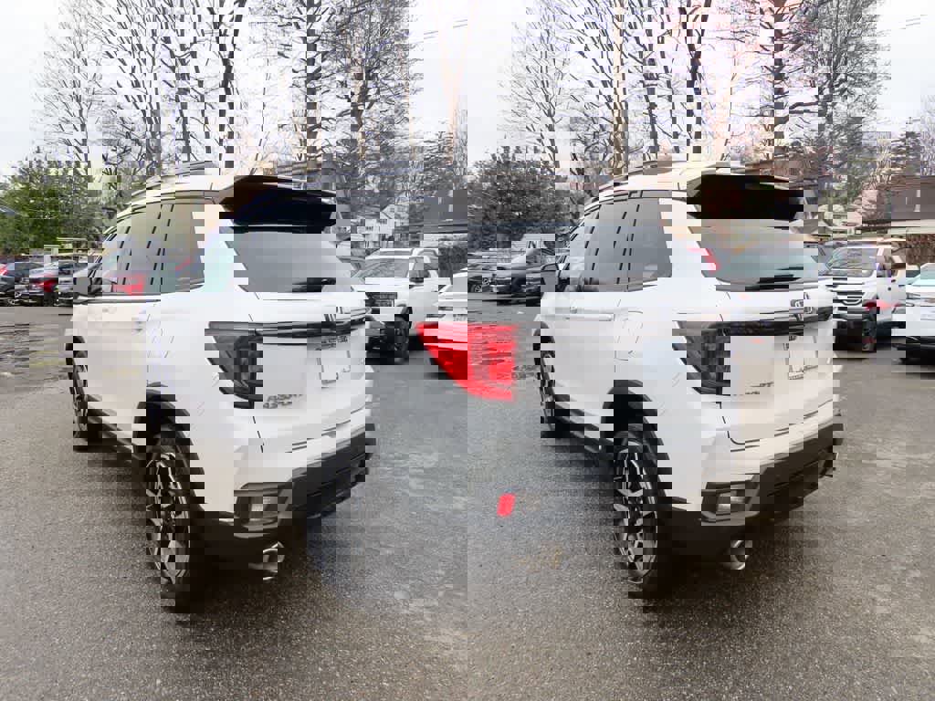 2023 Honda Passport Elite