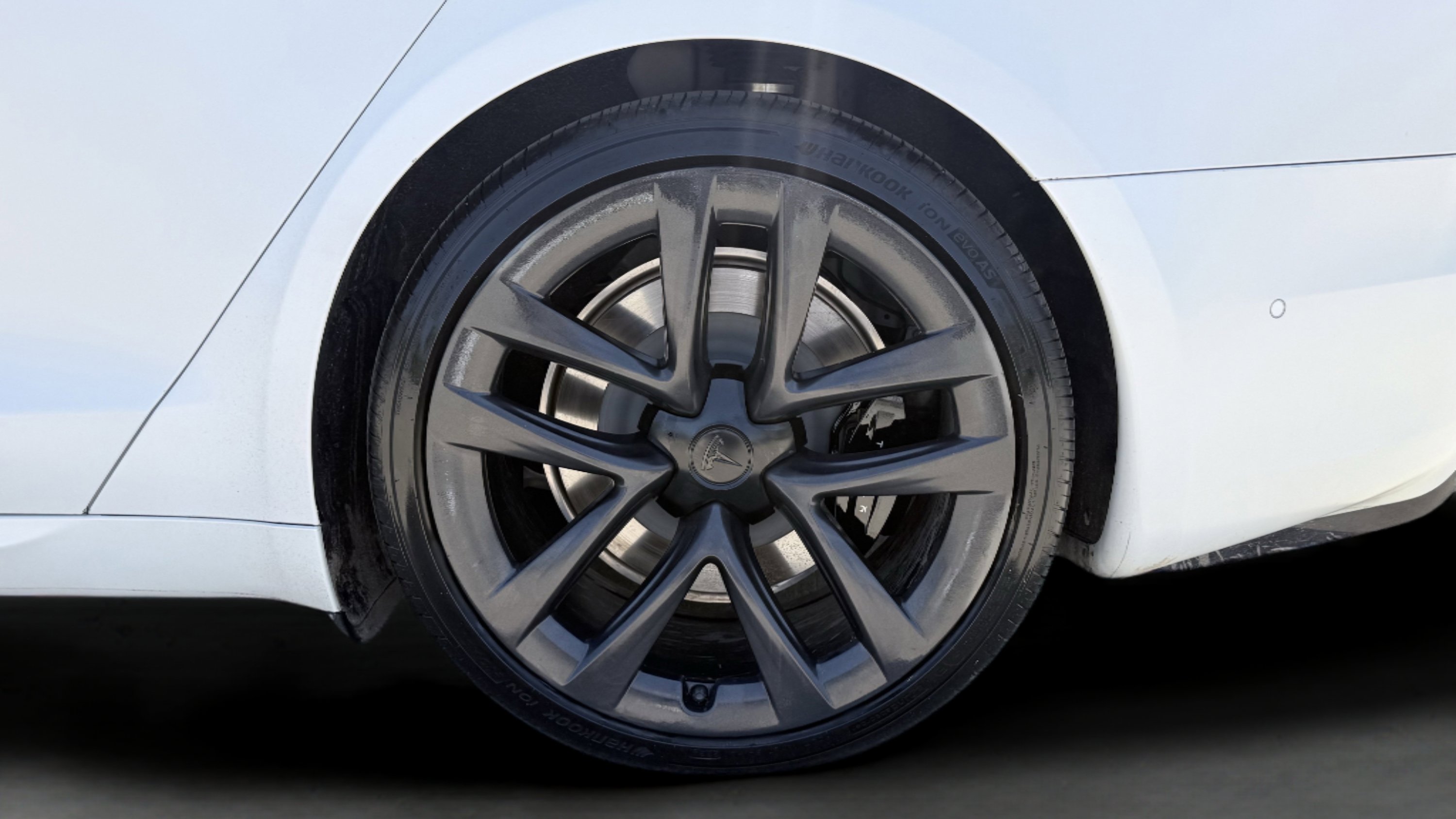 2022 Tesla Model S Plaid