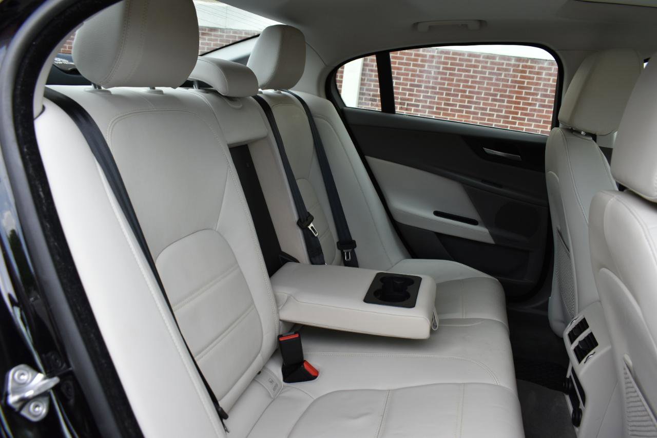 2019 Jaguar XE Prestige