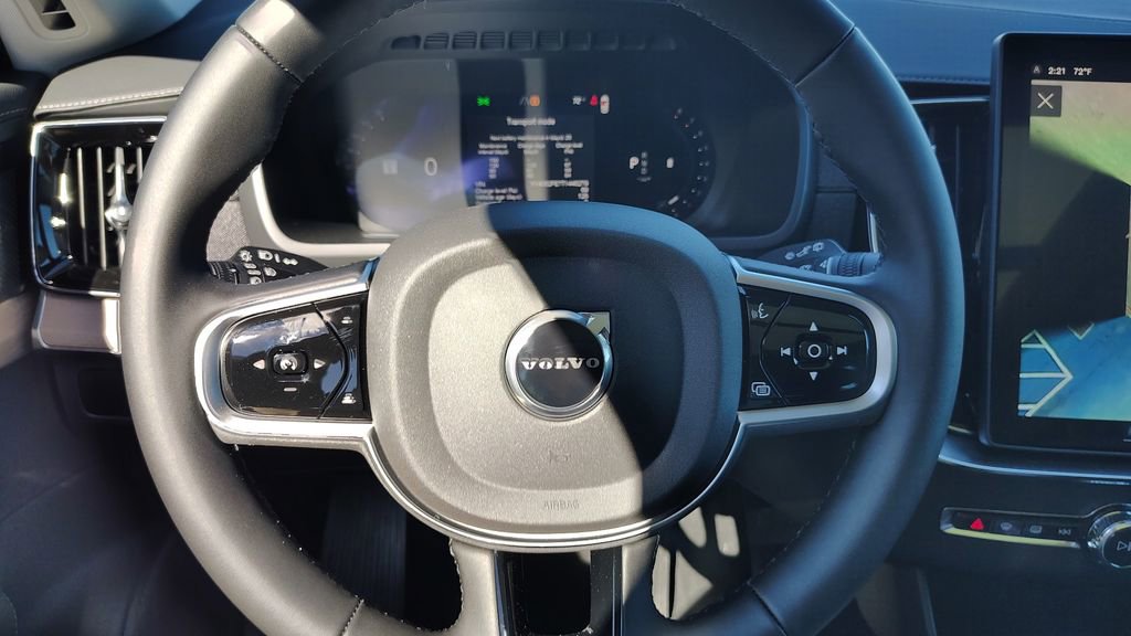 2026 Volvo Xc90 B6 Plus