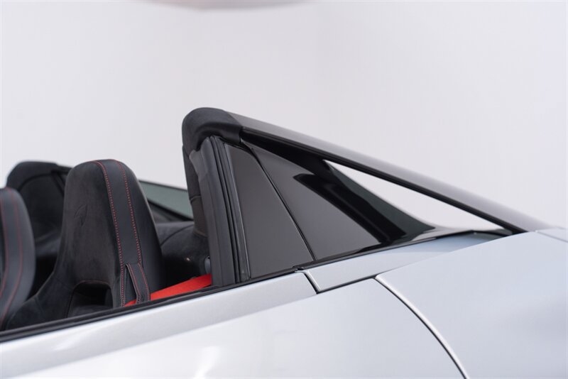 Used 2024 McLaren 750S Spider photo 37