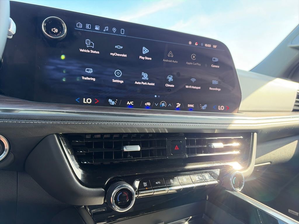 2025 Chevrolet Suburban LT