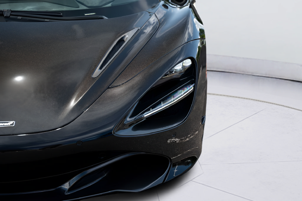 Used 2019 McLaren 720S photo 10