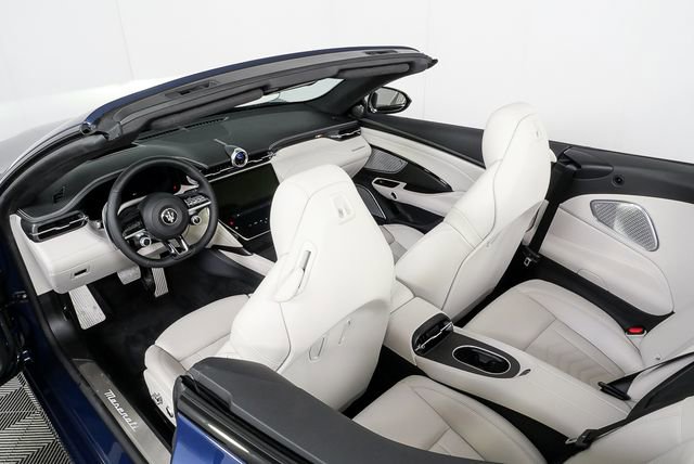 2026 Maserati GranCabrio Modena
