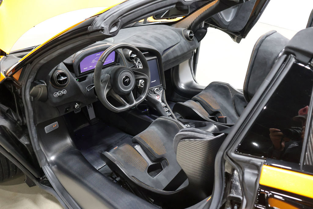 Used 2022 McLaren 765LT photo 48