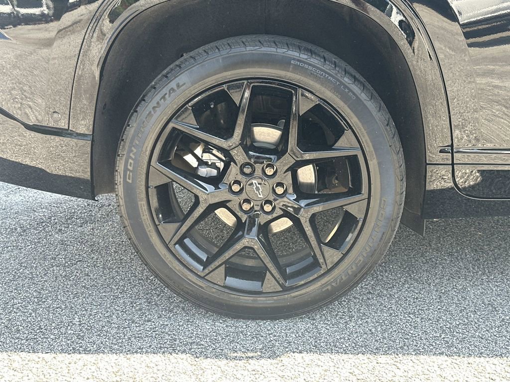 2025 Chevrolet Traverse RS