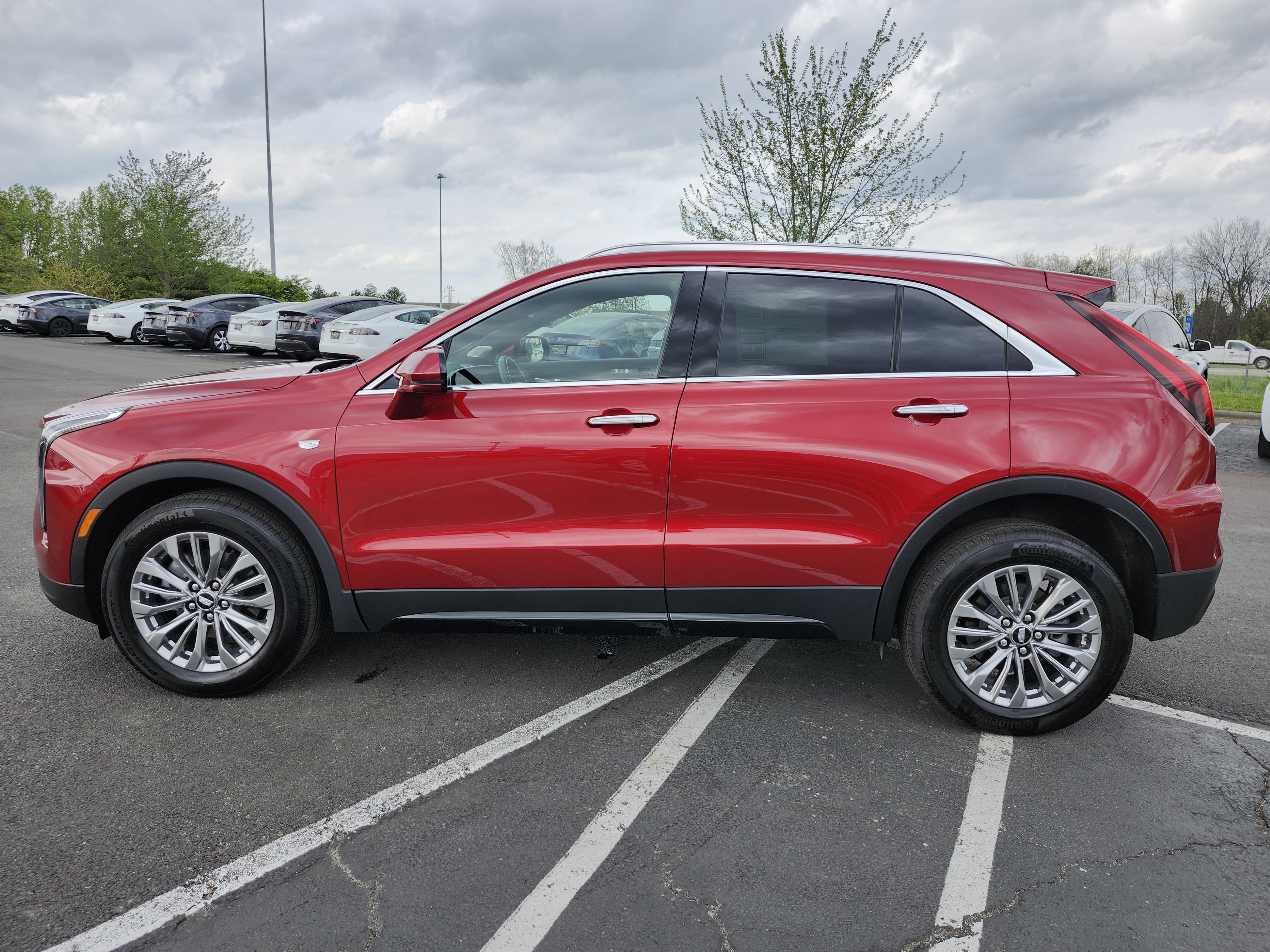 2024 Cadillac XT4 Premium Luxury