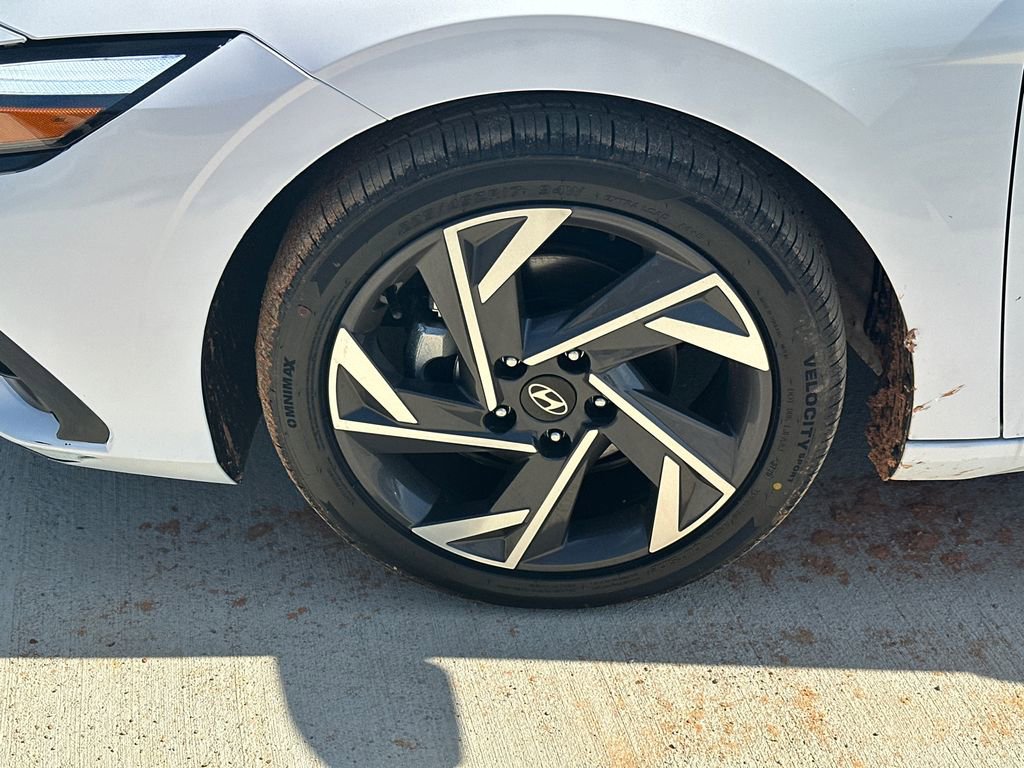 2025 Hyundai Elantra Sport