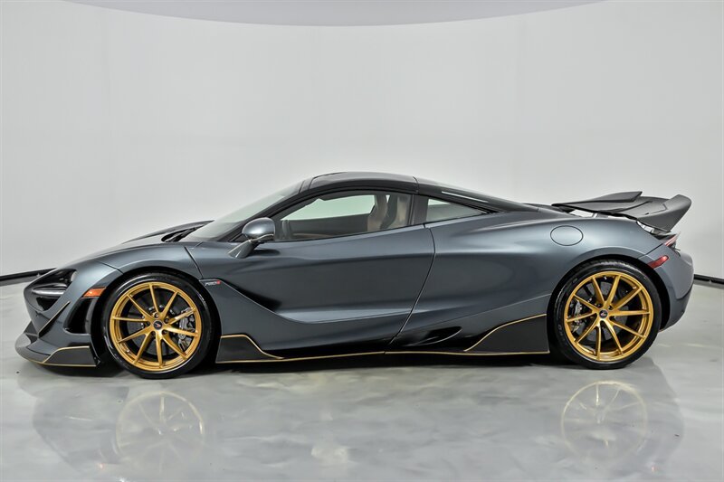 Used 2018 McLaren 720S photo 10