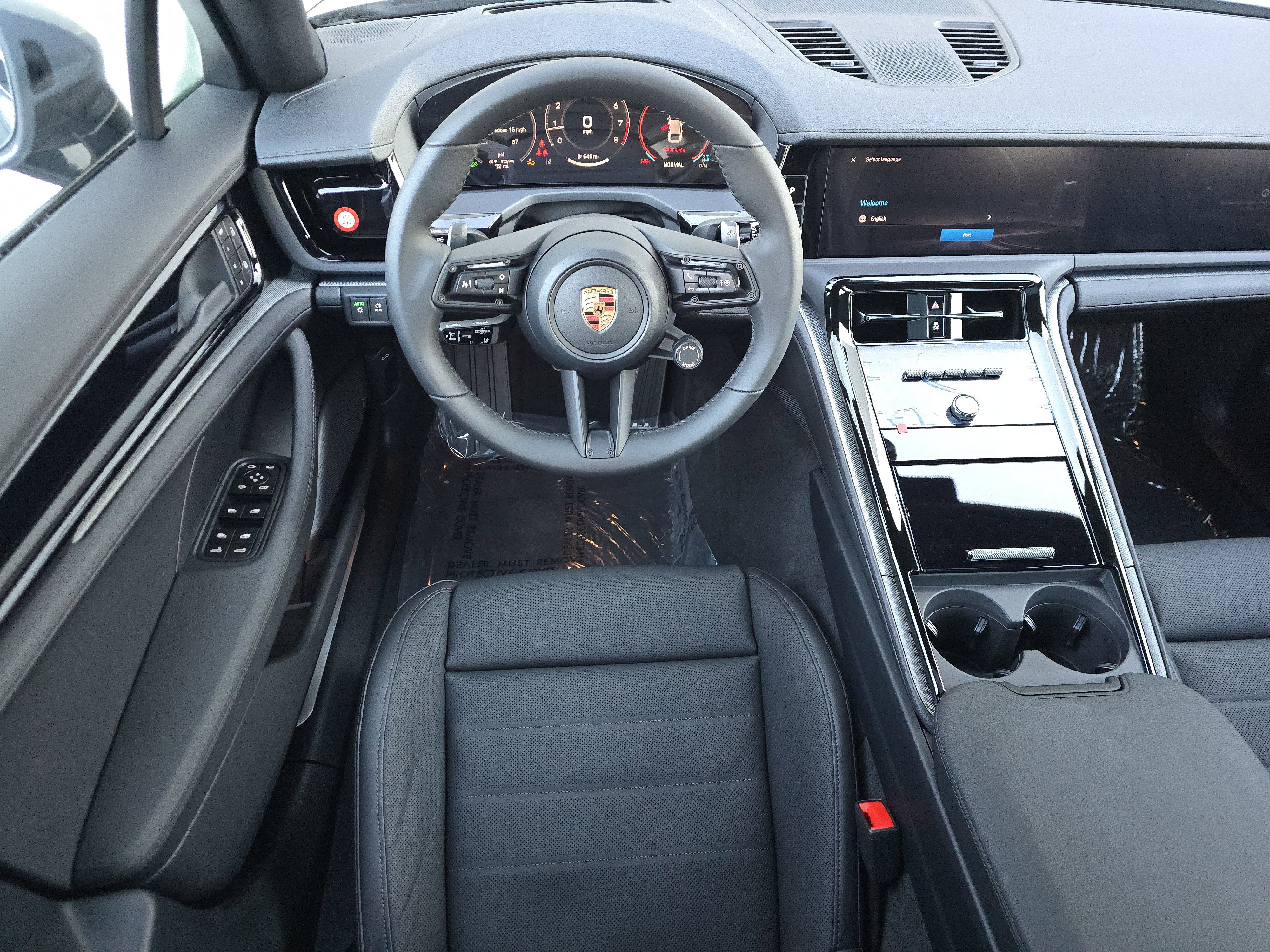 2026 Porsche Panamera 4