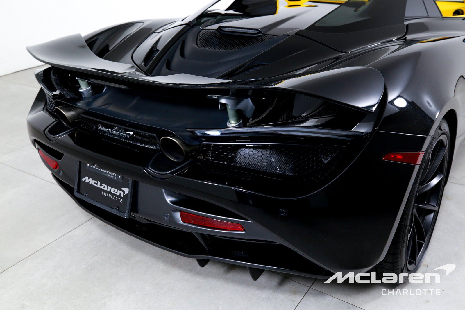 Used 2022 McLaren 720S Spider photo 28