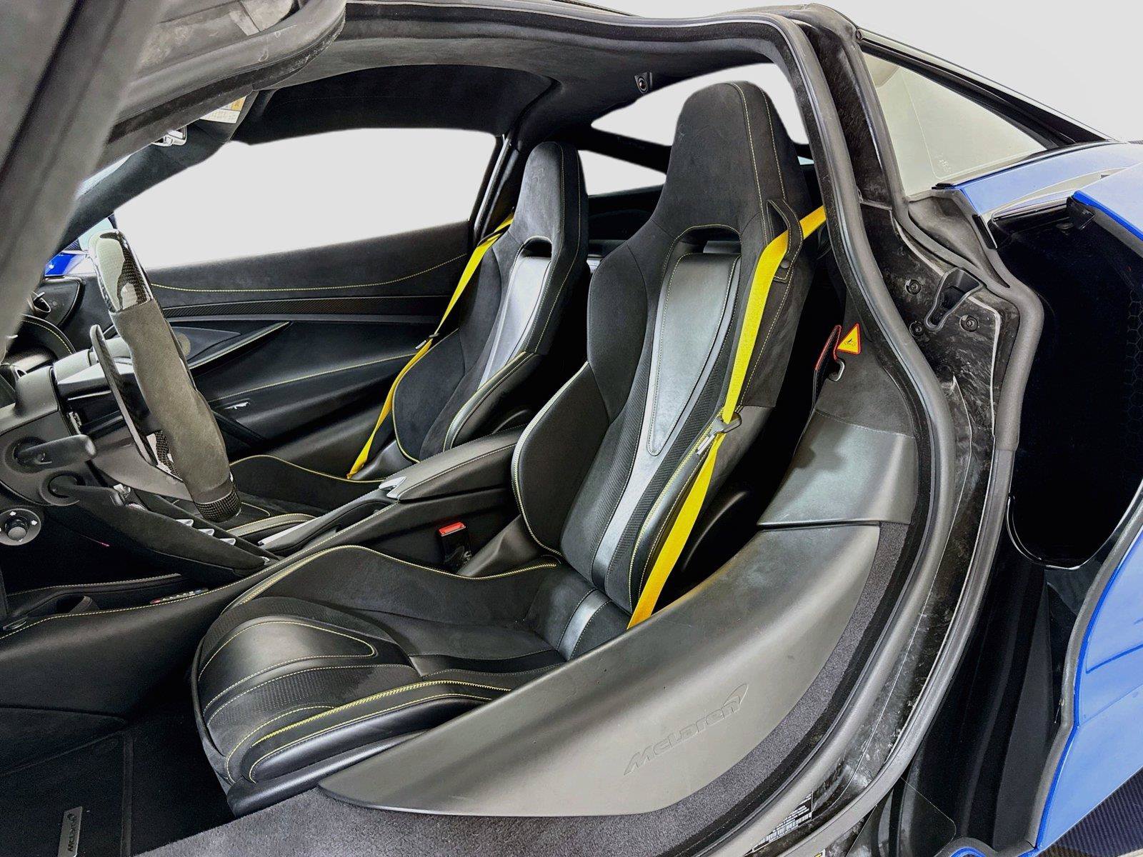 Used 2021 McLaren 720S Performance photo 14