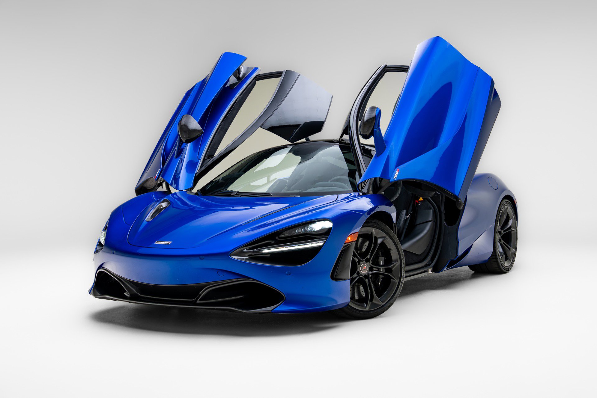 Used 2018 McLaren 720S Performance photo 19
