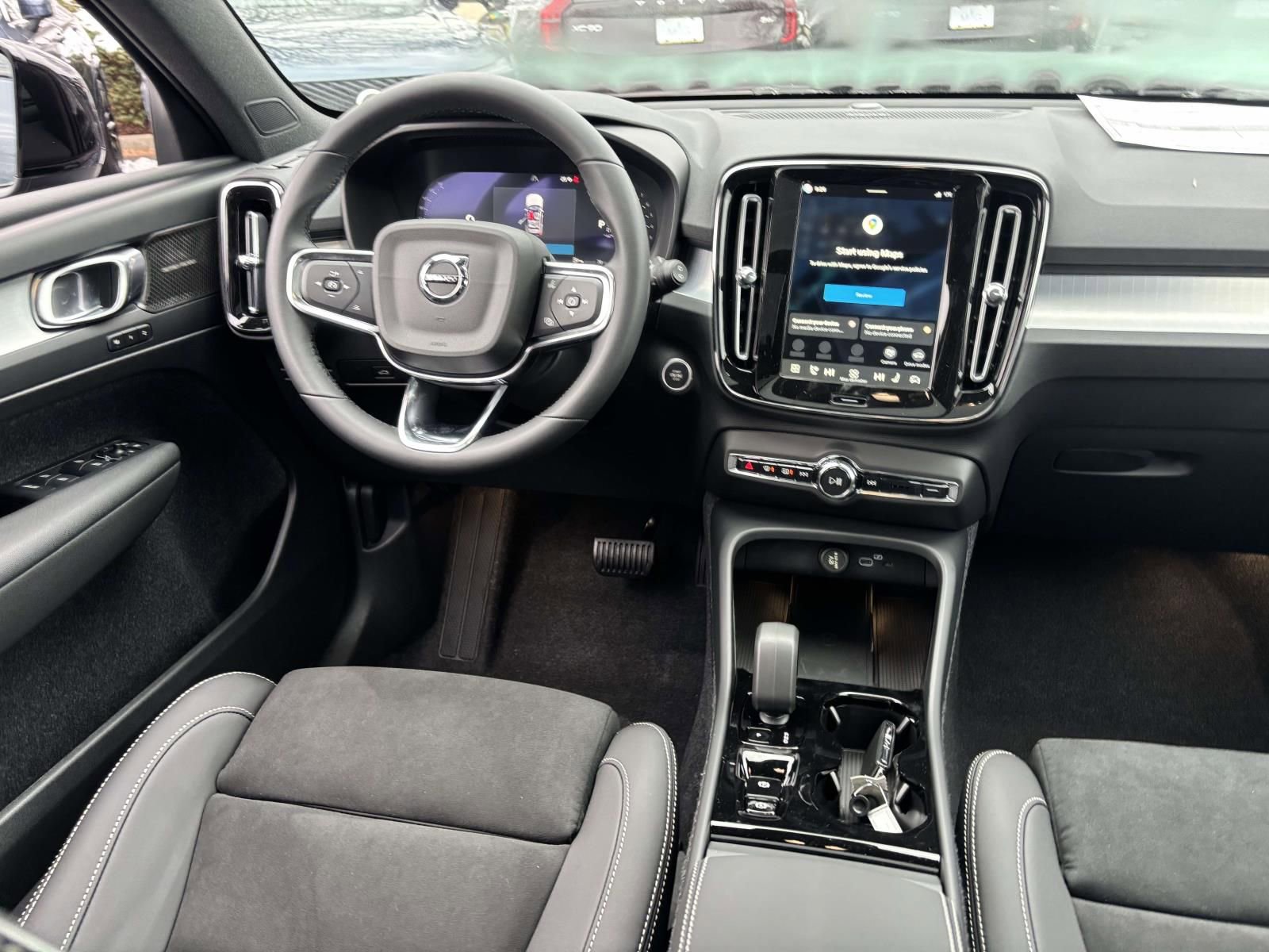 2026 Volvo Xc40 B5 Ultra