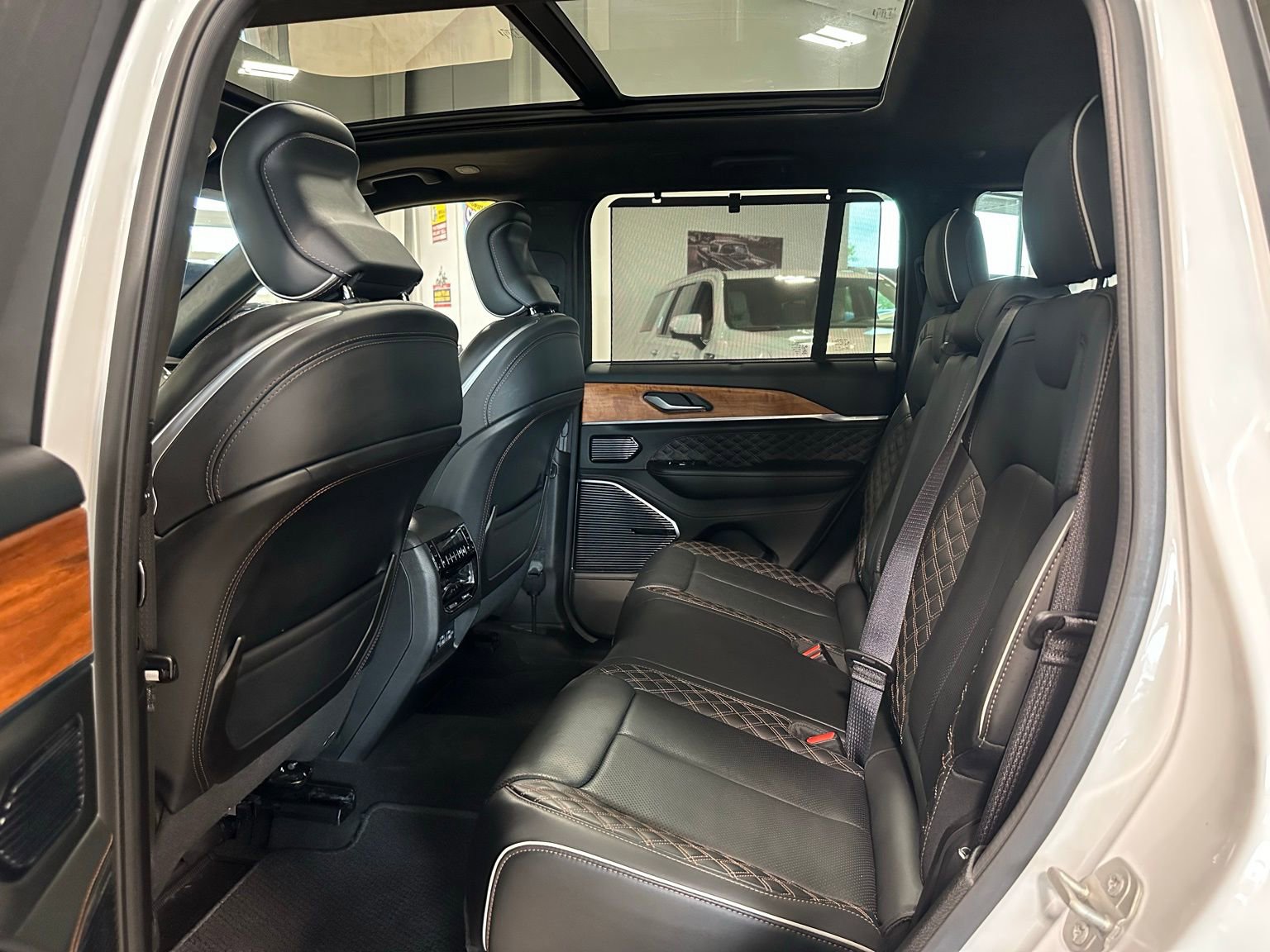 2024 Jeep Grand Cherokee Summit