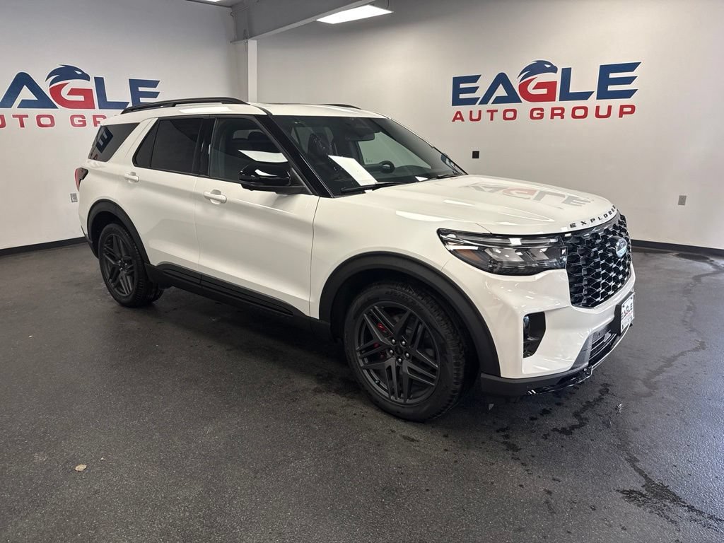 New 2026 Ford Explorer ST w/ Sun And Sound Package