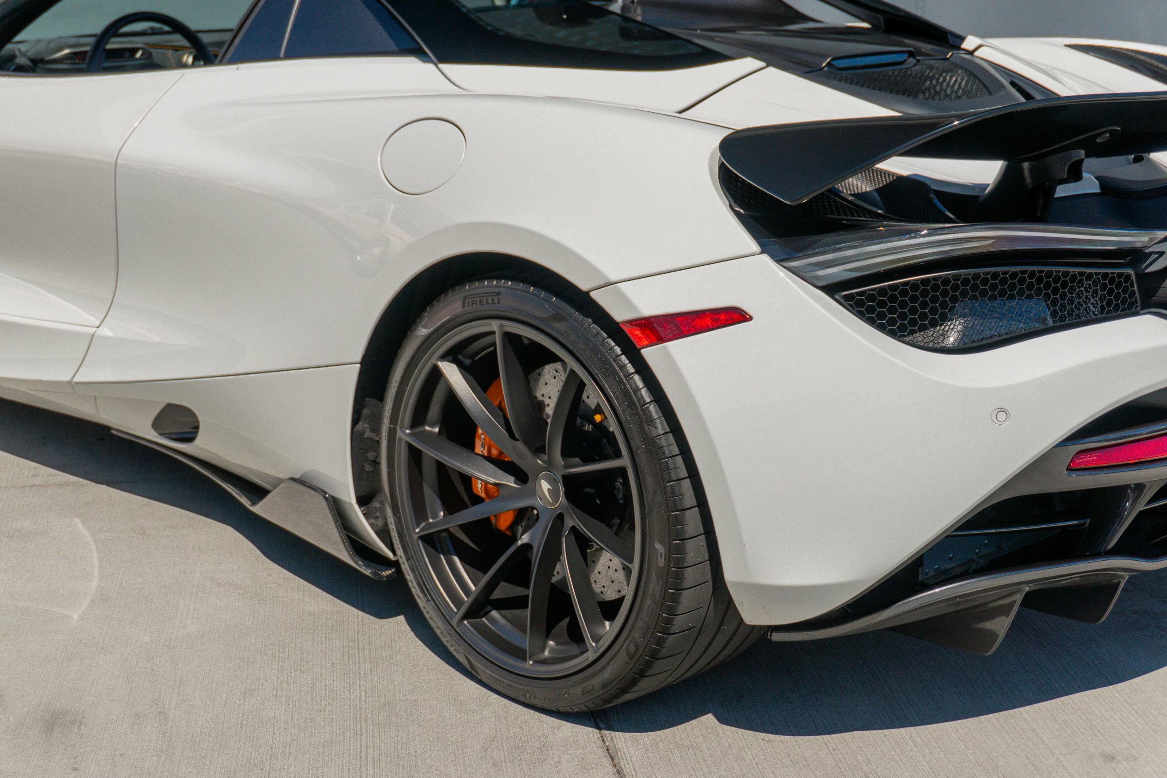 Used 2021 McLaren 720S Spider photo 44