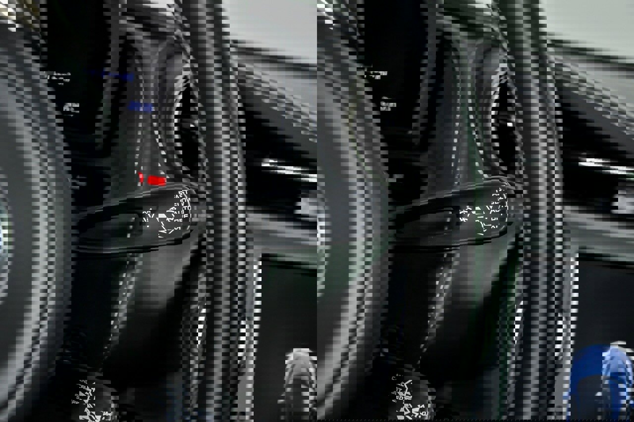 Used 2018 McLaren 720S photo 34