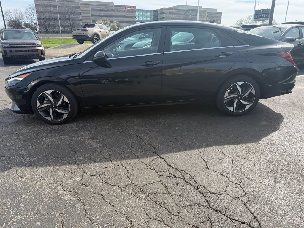 2023 Hyundai Elantra Limited