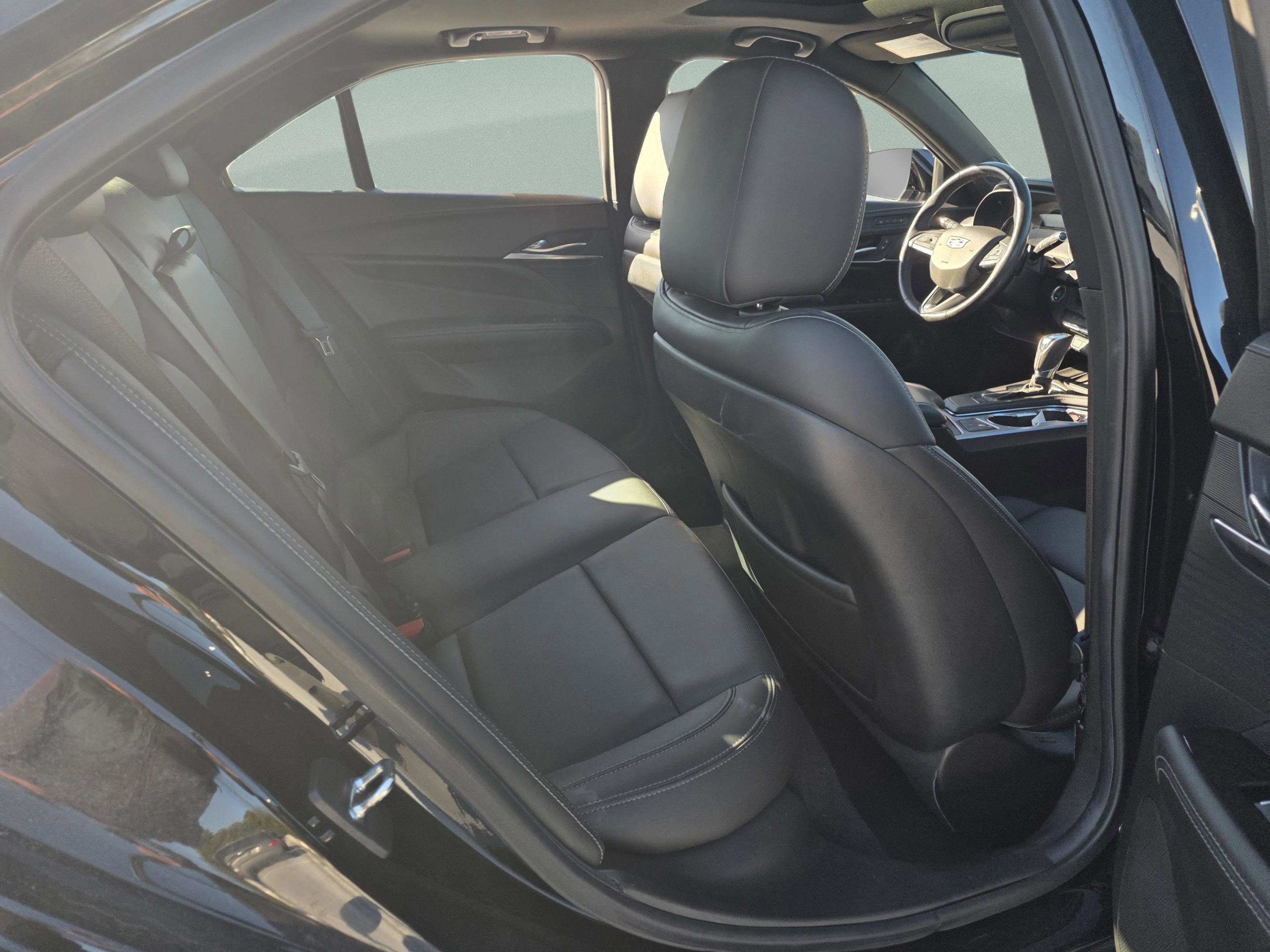 2022 Cadillac CT4 Premium Luxury