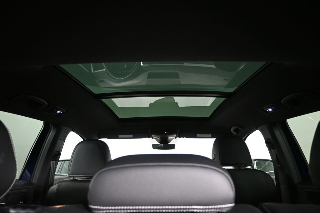 2022 Volkswagen Atlas Cross Sport SEL Premium R-Line