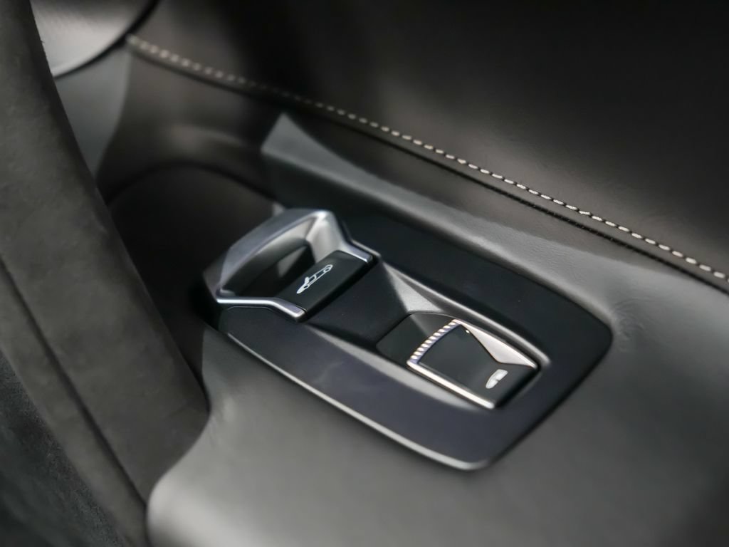 Used 2026 McLaren 750S Spider photo 16